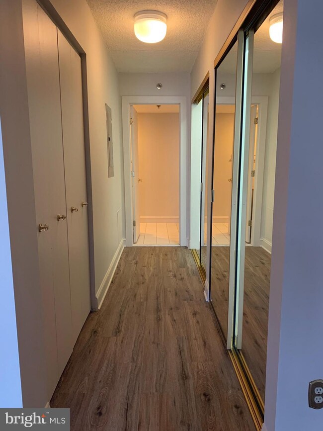 Brandywine Park Condominiums unit 606, Wilmington, DE 19806 - photo 7