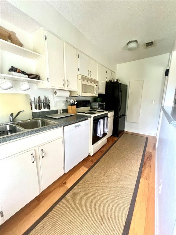 800 Mallery St unit 74, Brunswick, GA 31522 - photo 4