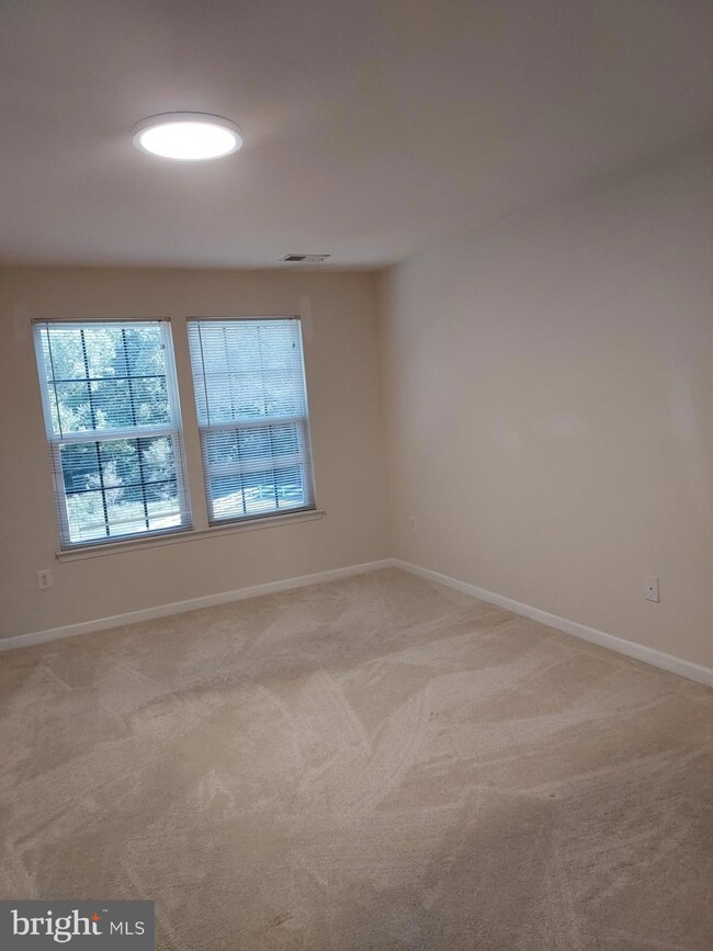 12000 Roy Hobbs Place, Waldorf, MD 20602 - photo 5