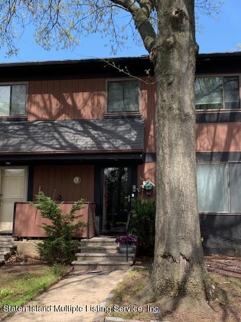 35 Hickory Ct unit 129, Staten Island, NY 10309 - photo 2