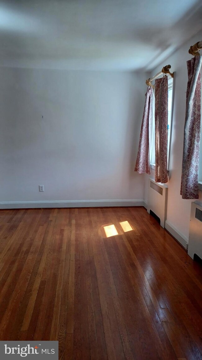 2912 Elgin Ave, Baltimore, MD 21216 - photo 7