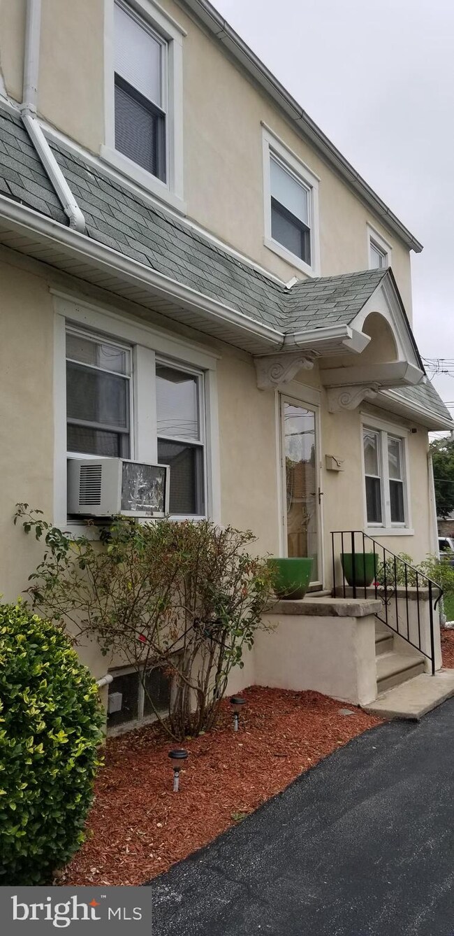 661 Rose St, Lansdowne, PA 19050 - photo 3