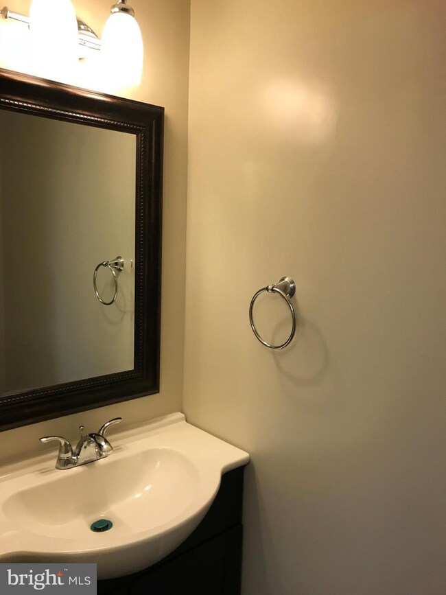 12 Spirit Ln, Owings Mills, MD 21117 - photo 4