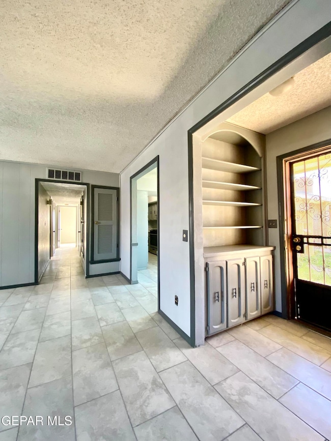 4708 Frankfort Ave, El Paso, TX 79903 - photo 4