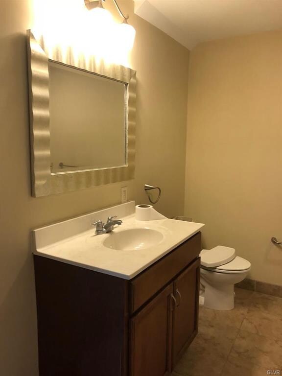 2 W Broad St unit 19, Bethlehem, PA 18018 - photo 5