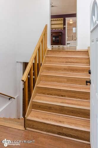 7321 Cantonment Court-small-021-Entry De