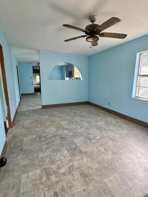 214 E Southern Ave, Edcouch, TX 78538 - photo 4