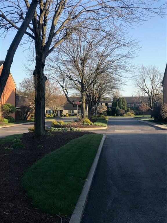 1125 Canterbury Ct unit A, Indianapolis, IN 46260 - photo 3