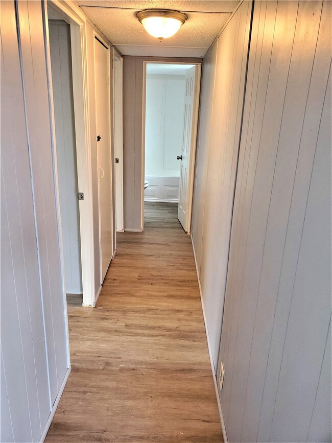 11018 Cora St, Houston, TX 77088 - photo 7