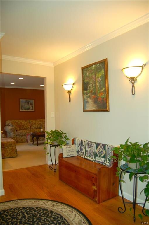 1621 Gaskill St, Allentown, PA 18103 - photo 4