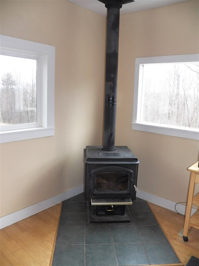 387 Patterson Hill Rd, Henniker, NH 03242 - photo 5