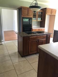mb kitchen 2