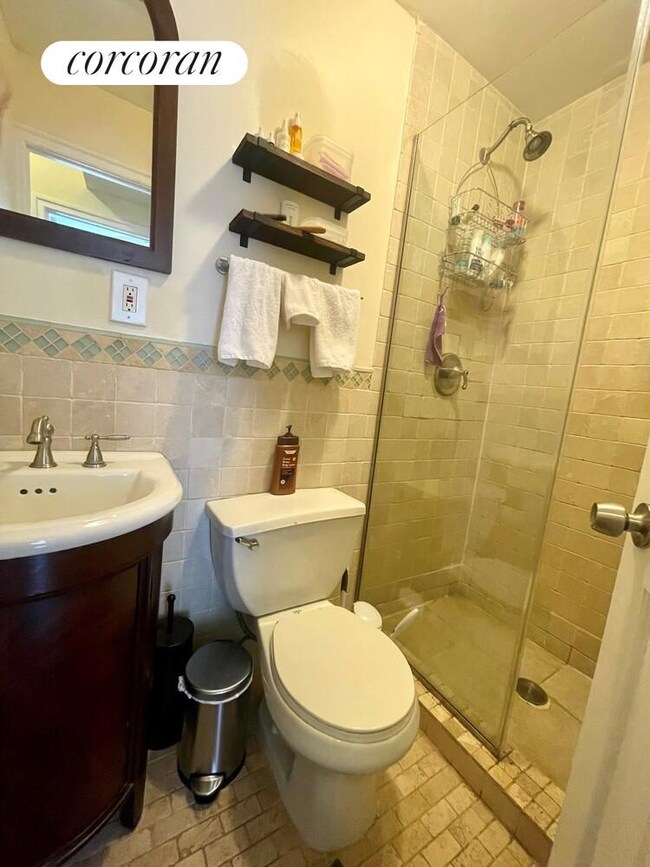 471 W 140th St, New York, NY 10031 - photo 4