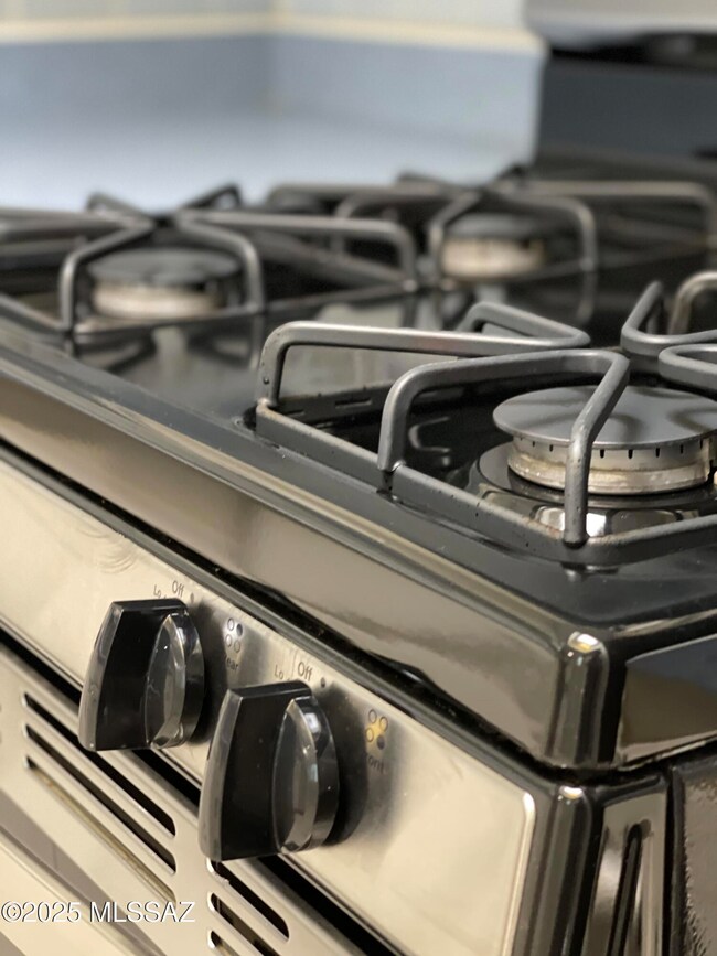 2139 E 10th St, Tucson, AZ 85719 - photo 6