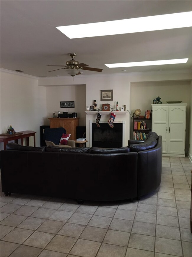 296 Pine Ln, Crawfordville, FL 32327 - photo 4