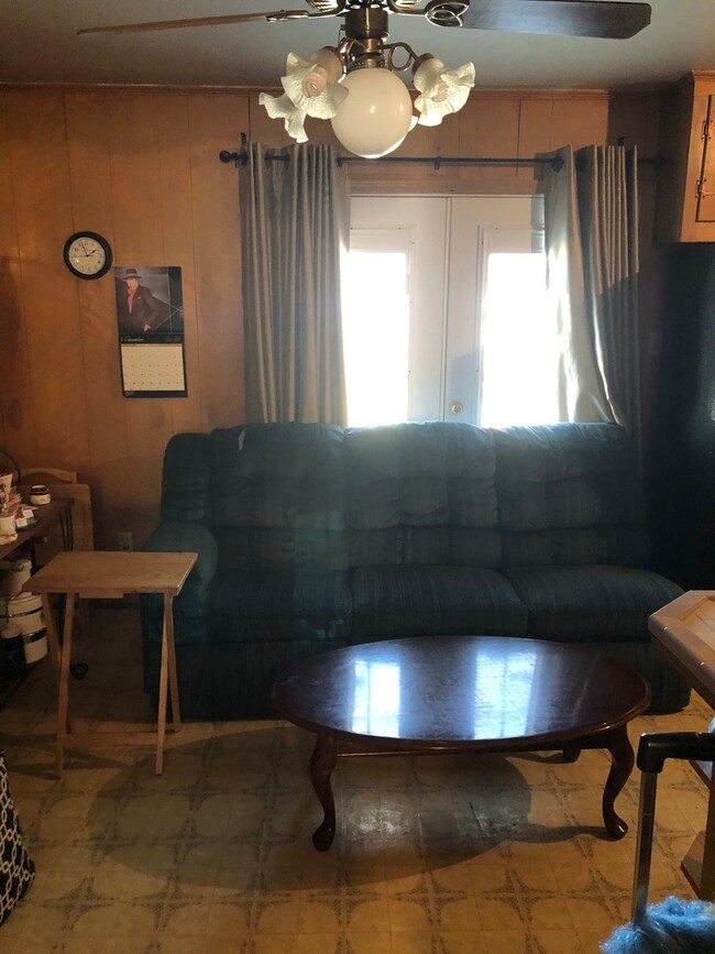 7121 W Knoll St, Houston, TX 77028 - photo 5