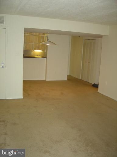 2627 Redcoat Dr unit 2627, Alexandria, VA 22303 - photo 4