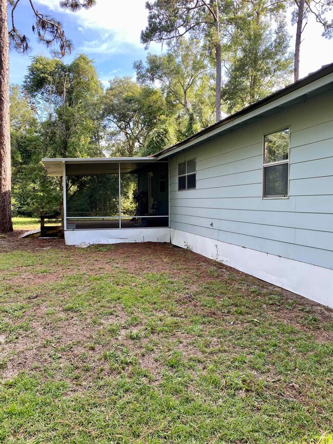 985 Lawhon Mill Rd, Crawfordville, FL 32327 - photo 6