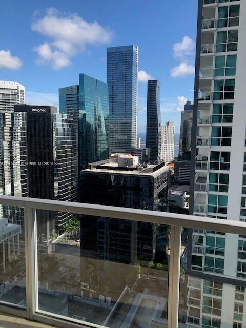 Beautiful Bay view over looking Brickell Avenue !!!