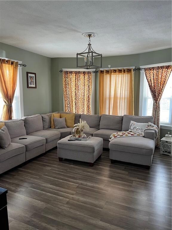 42 Fenwood Ave, Pawtucket, RI 02860 - photo 2