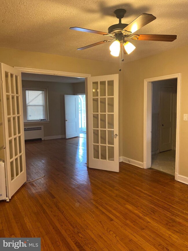 804 Argonne Dr, Baltimore, MD 21218 - photo 4