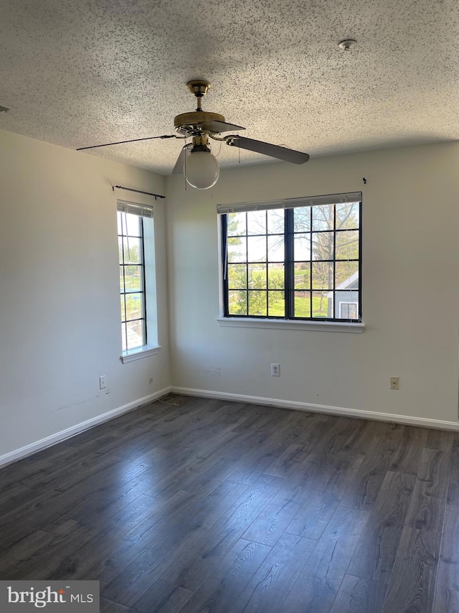 7000 Irwell Ln unit 11C, Alexandria, VA 22315 - photo 3