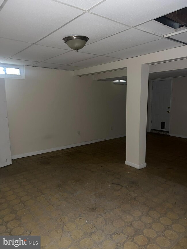 1103 Litchfield Rd, Idlewylde, MD 21239 - photo 7