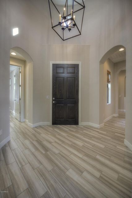 003_Foyer