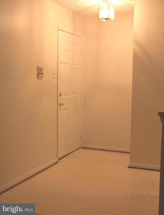 904 Cedar Crest Ct, Edgewood, MD 21040 - photo 4