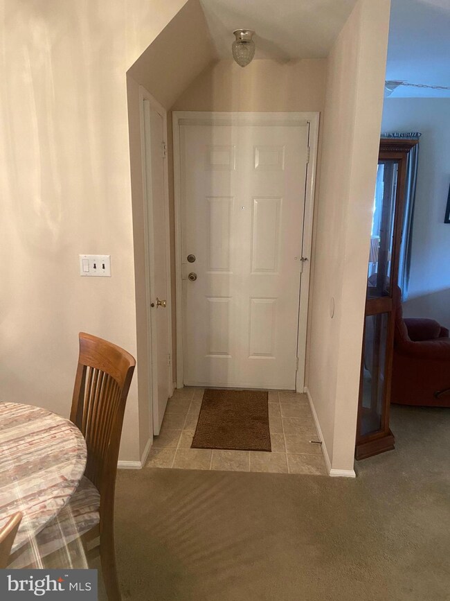 803 Jacob Ct unit 1, Dayton, NJ 08810 - photo 4