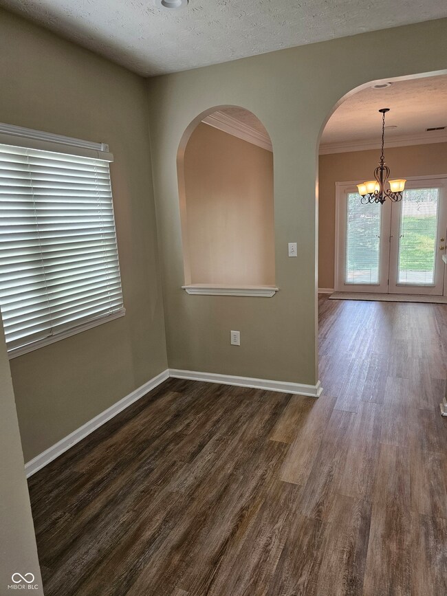 212 Walter St, Carmel, IN 46032 - photo 7