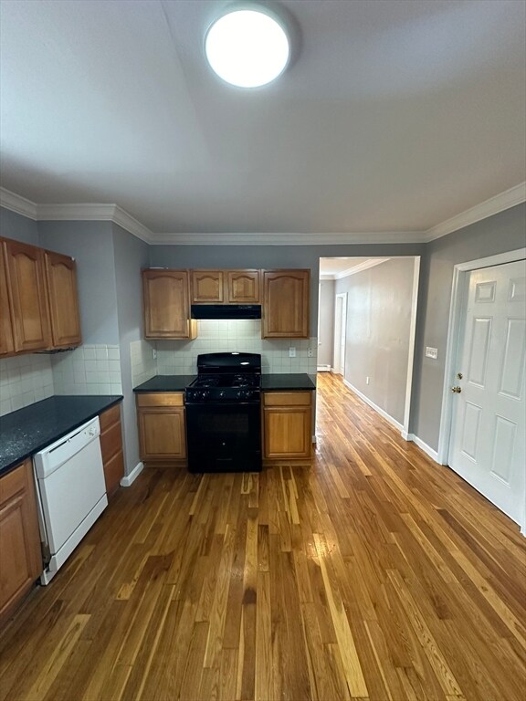 288 Highland St unit 3, Roxbury, MA 02119 - photo 5