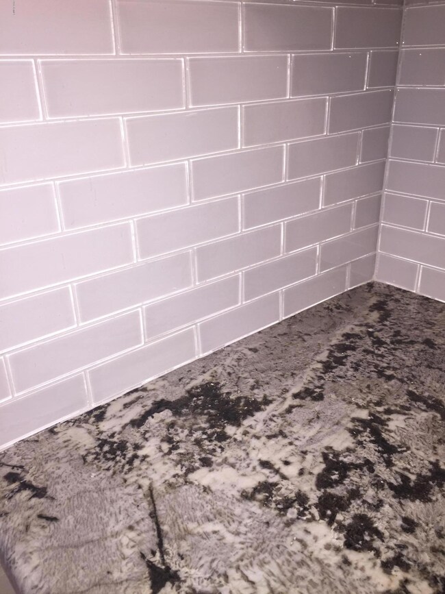 1043 E Butler Dr, Phoenix, AZ 85020 - photo 7