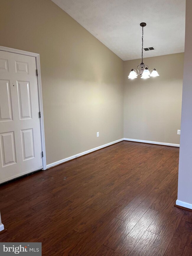 114 11 Timberlake Terrace unit 11, Stephens City, VA 22655 - photo 2