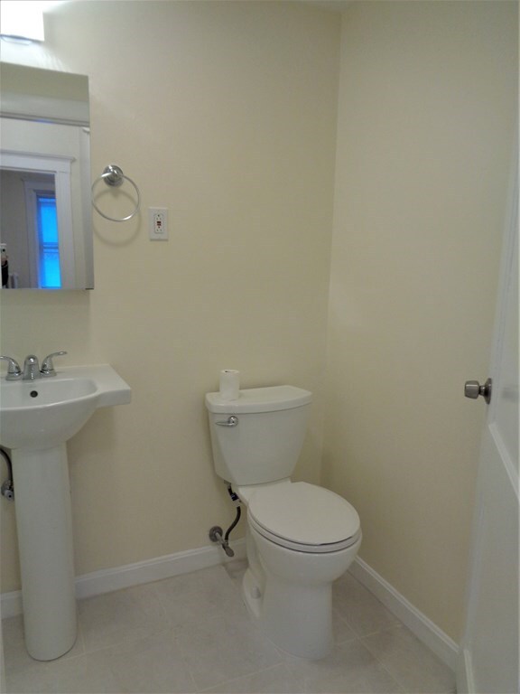 553 Brookline Ave unit 3, Brookline, MA 02445 - photo 2