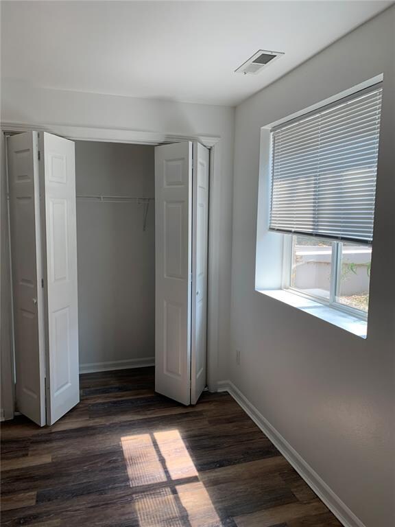 320 7th St SW, Cedar Rapids, IA 52404 - photo 7