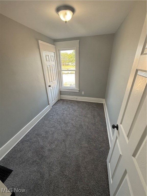 1005 Dewalt Ave NW, Canton, OH 44703 - photo 4