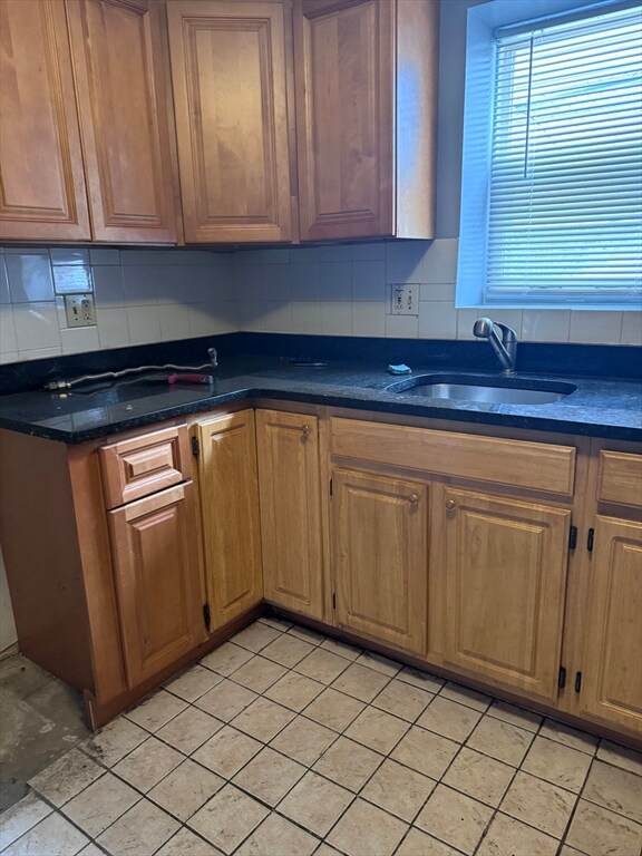 48 Mount Everett St unit 1, Dorchester, MA 02125 - photo 6