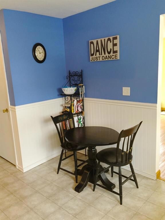 Breakfast Nook