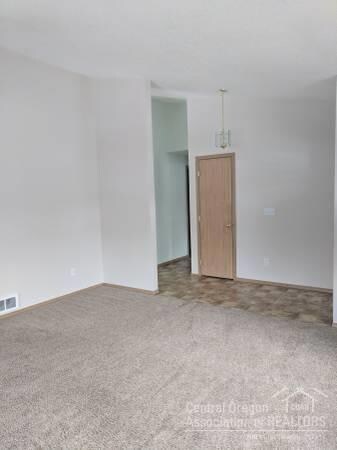 63326 Brody Ln, Bend, OR 97701 - photo 7