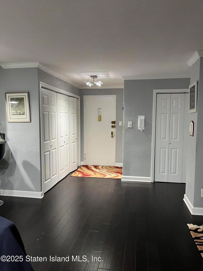 The Fountains unit 6 O  &  6 P, Staten Island, NY 10301 - photo 7