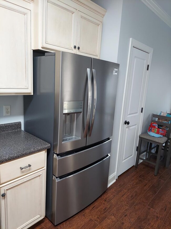 4 drawer stainless steel ref/freezer