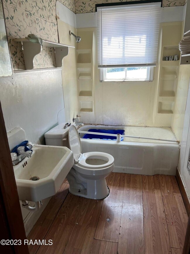 Bath in Garage