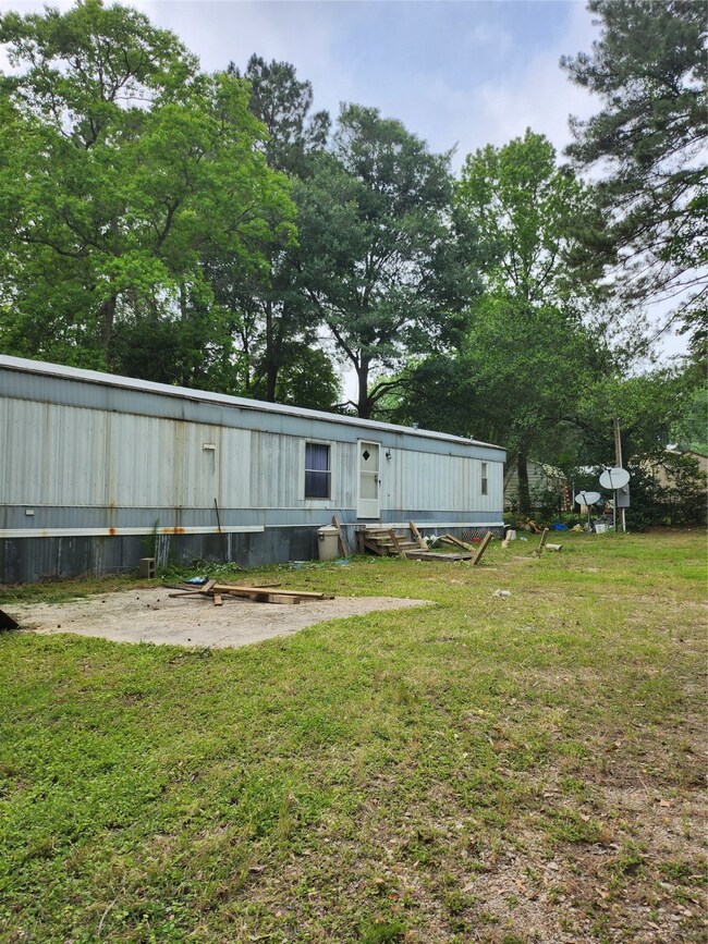 1423 County Road 381 S, Cleveland, TX 77328 - photo 2