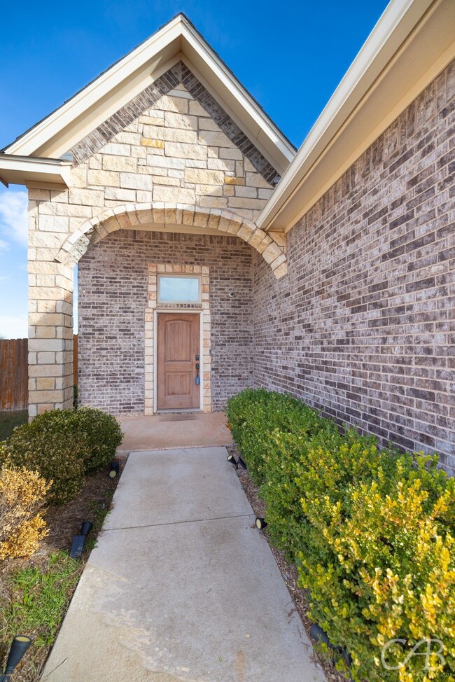 7701 Florence Dr, Abilene, TX 79606 - photo 2