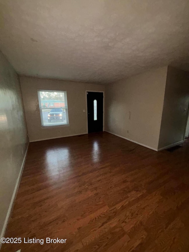 5302 Wiseman Ct, Louisville, KY 40272 - photo 2