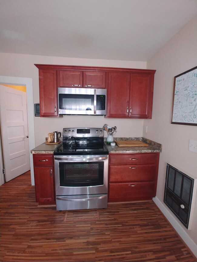 Kitchen 1