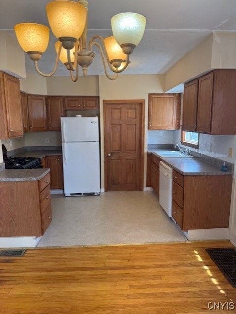 NEWER KITCHEN