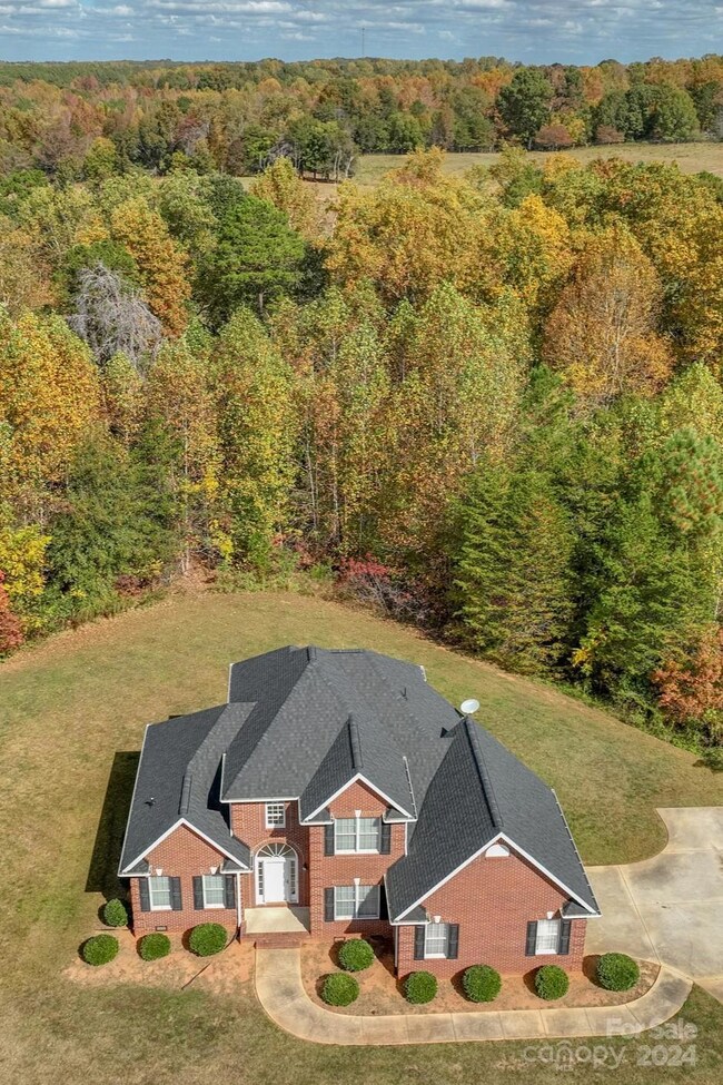 2618 Pebble Creek Dr, Shelby, NC 28152 - photo 4