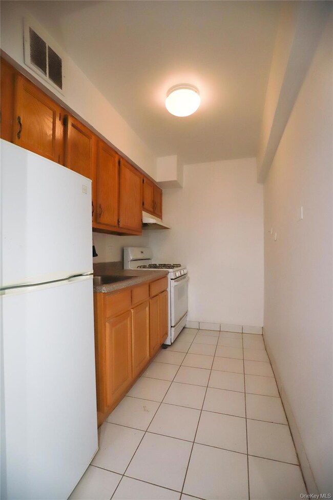 53-11 90th St unit 6C, Elmhurst, NY 11373 - photo 7